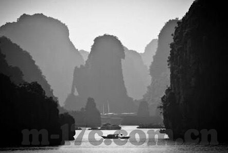 麻豆传媒映画网站入口-详尽解析成人娱乐类内容网站视觉迷踪——以麻豆传媒映画为例